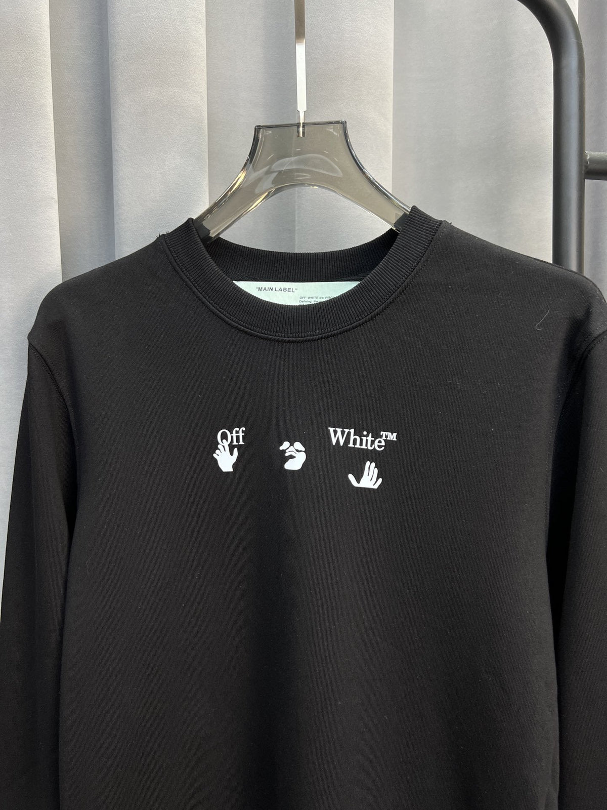 OFF-WHITE Sweatshirt